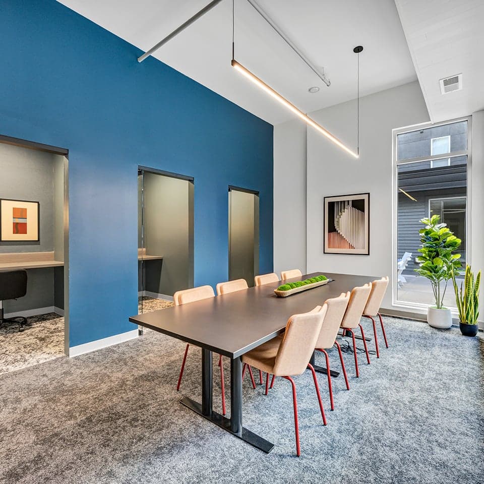 Radius-at-15th—Amenities—Study-Rooms–(7)